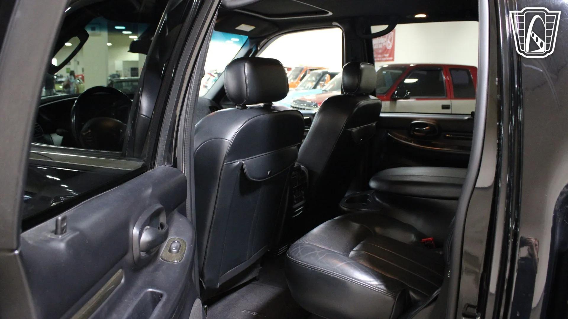 2002 Lincoln Blackwood