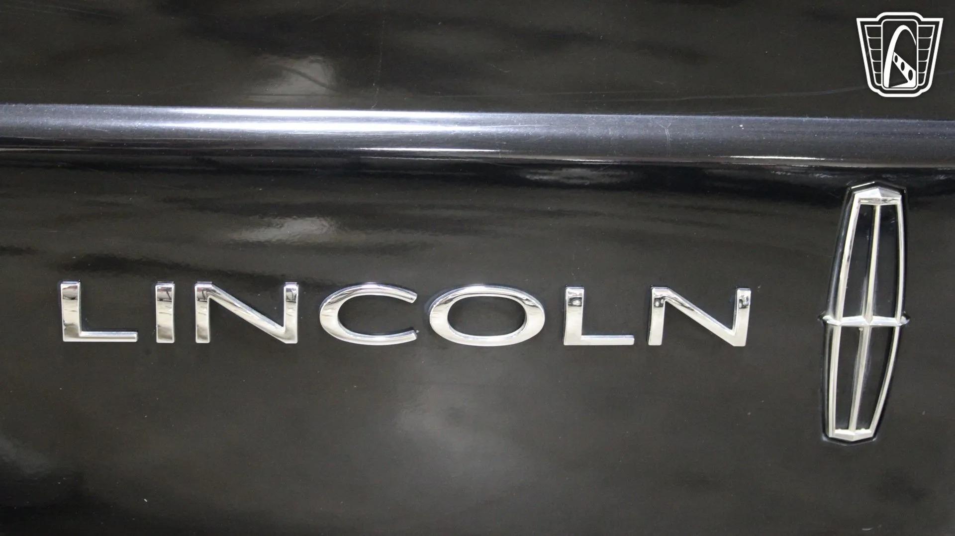 2002 Lincoln Blackwood