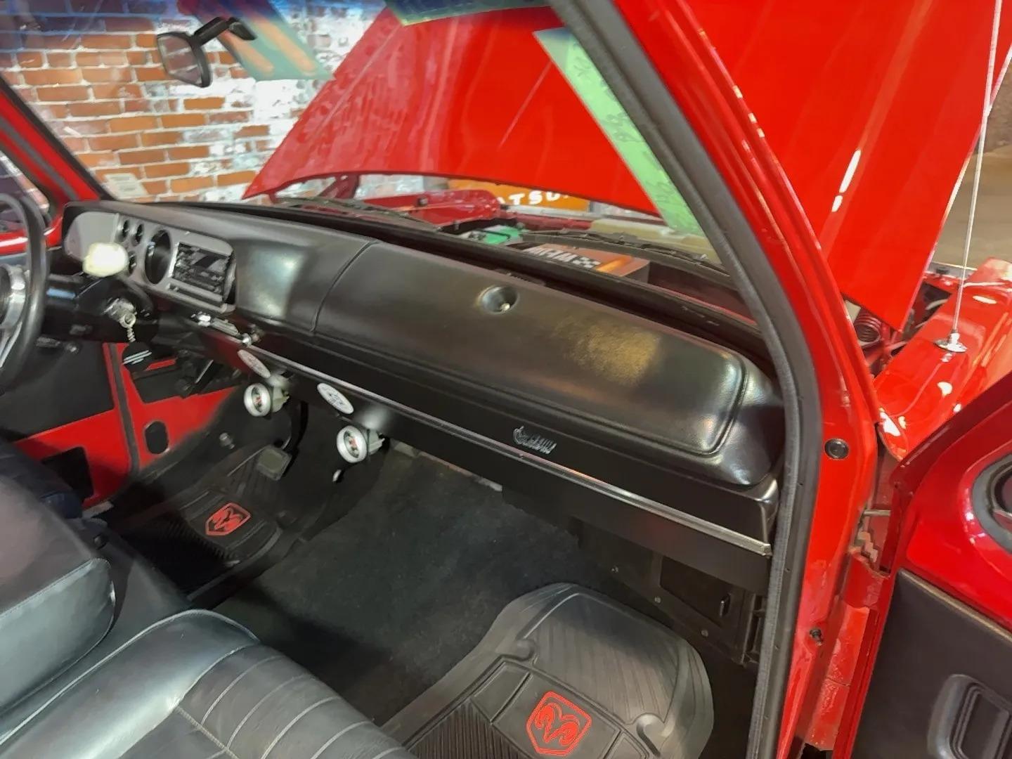 1979 Dodge D100