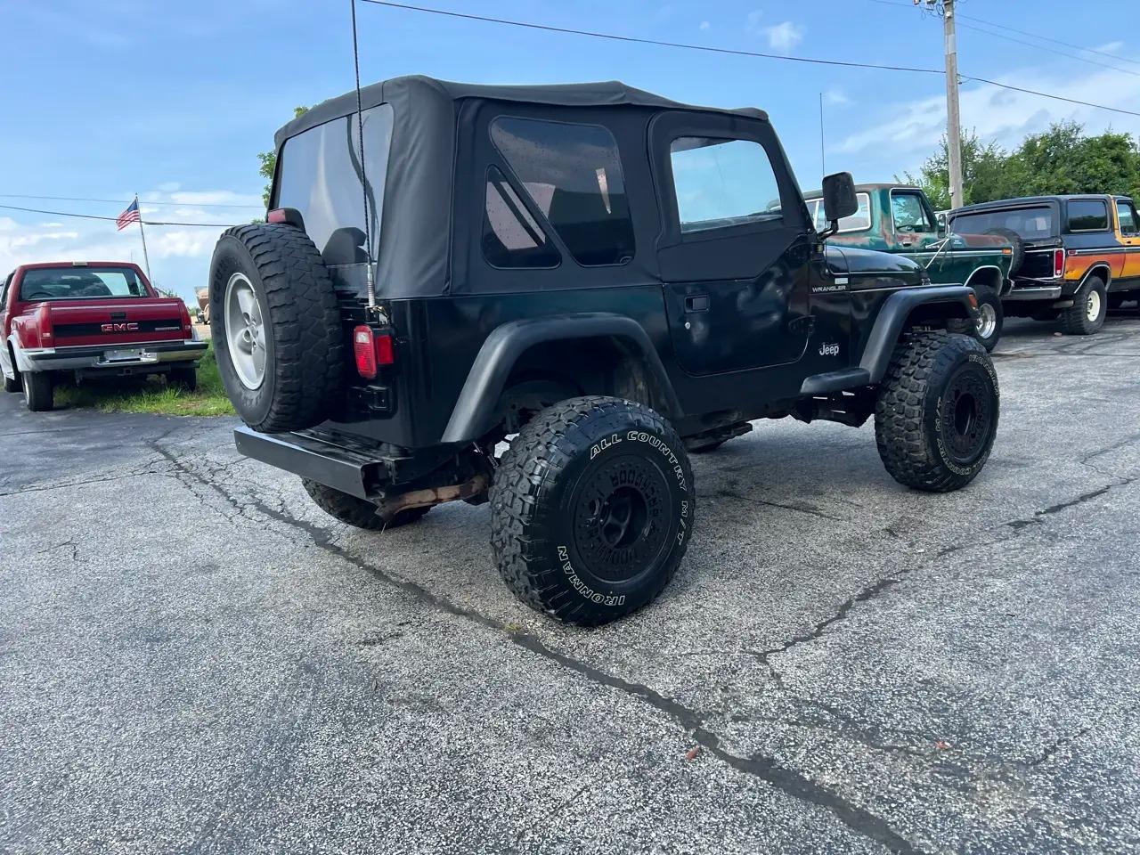 1997 Jeep Wrangler SE - 4