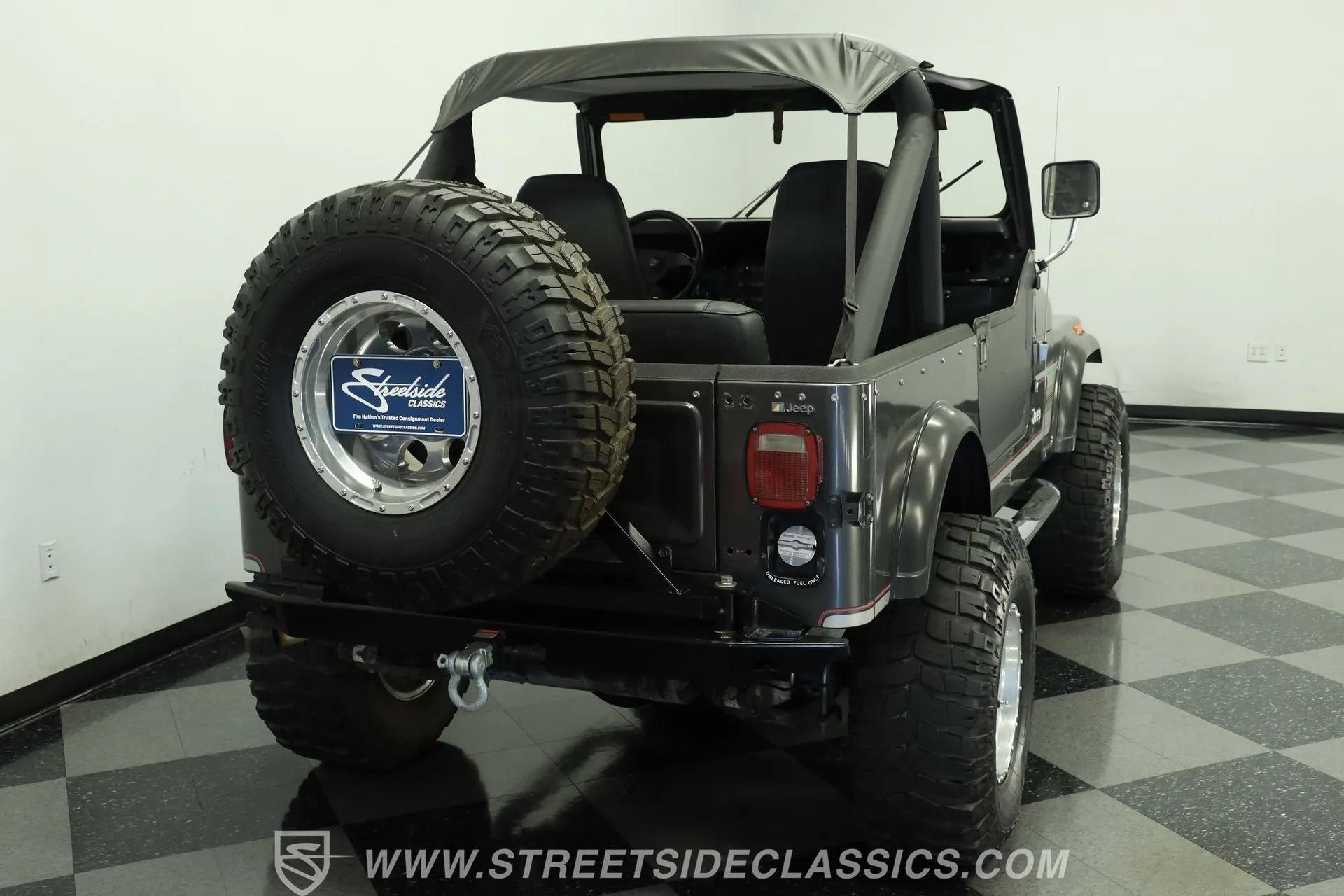 1986 Jeep CJ7 - 4