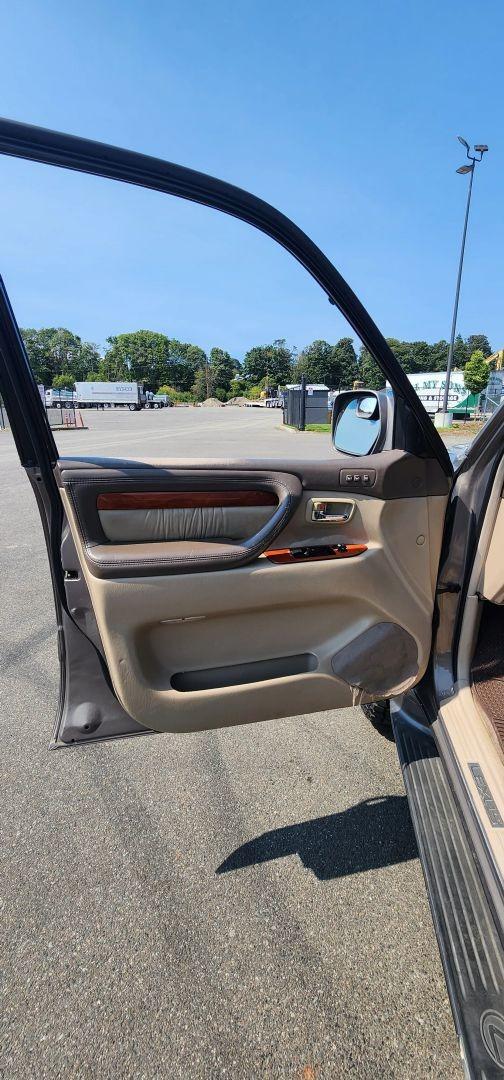 1999 Lexus LX470