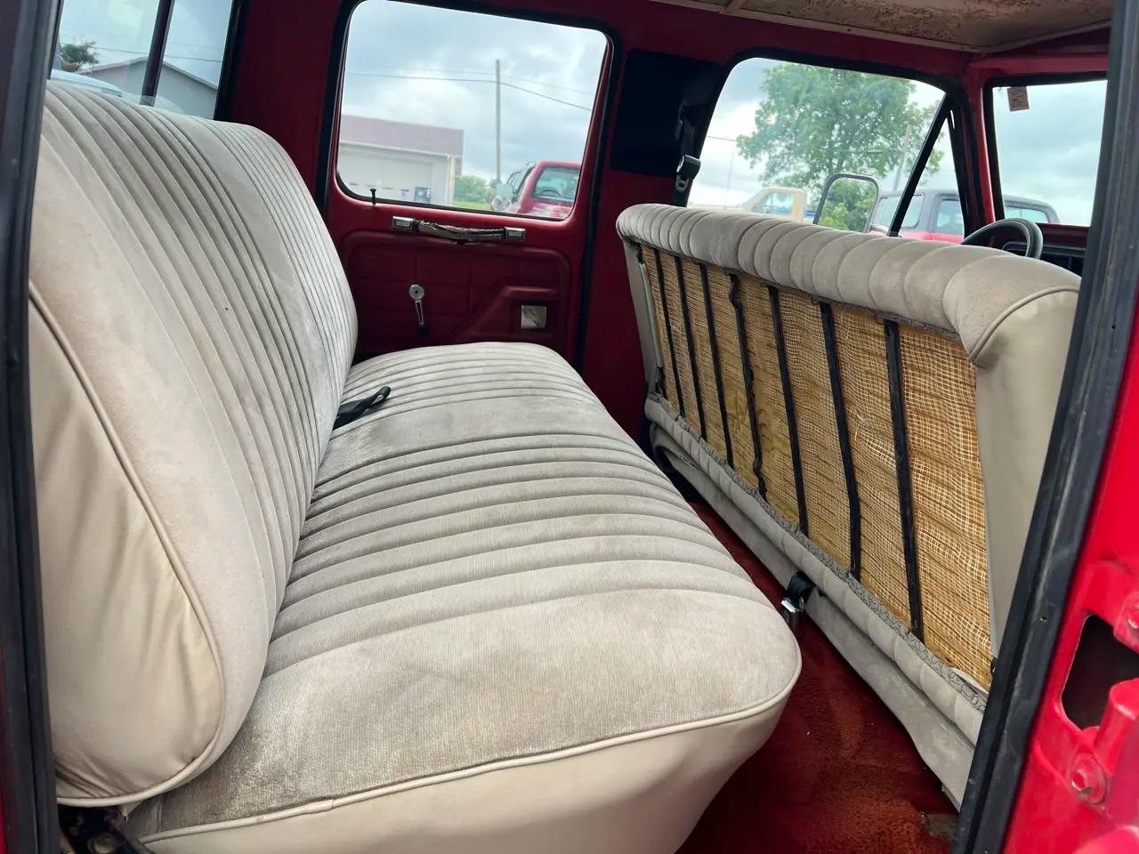 1976 Ford F-250 Crew Cab