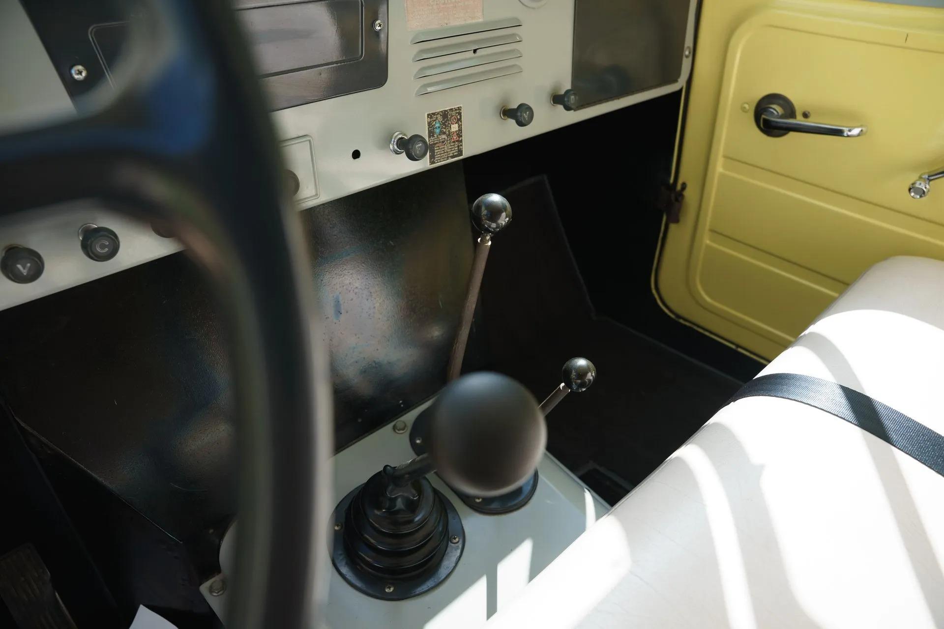 1963 International Scout 80