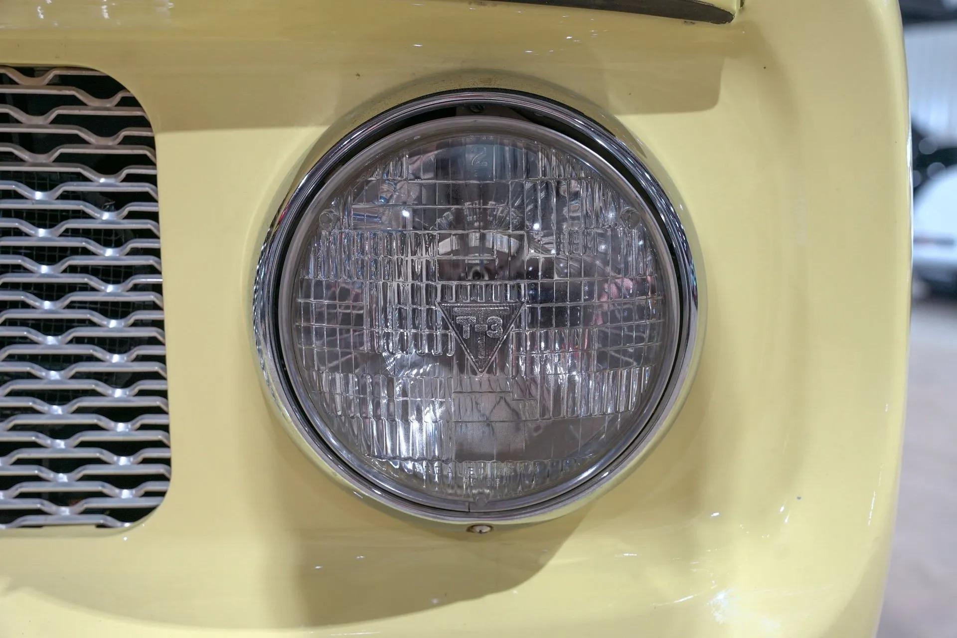 1963 International Scout 80