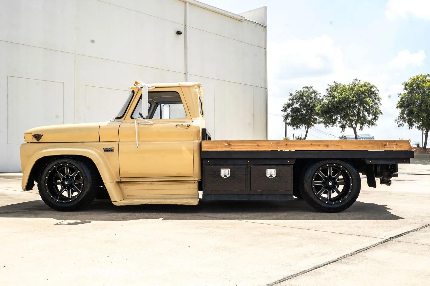 LS-Powered 1966 GMC 4000 Flatbed