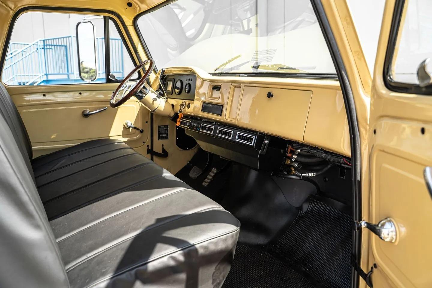 LS-Powered 1966 GMC 4000 Flatbed