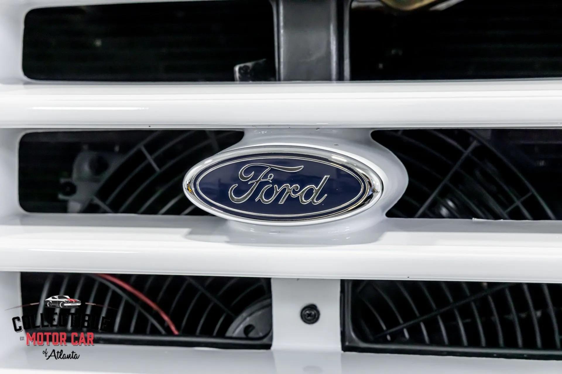 1995 Ford F150 Lightning Tribute