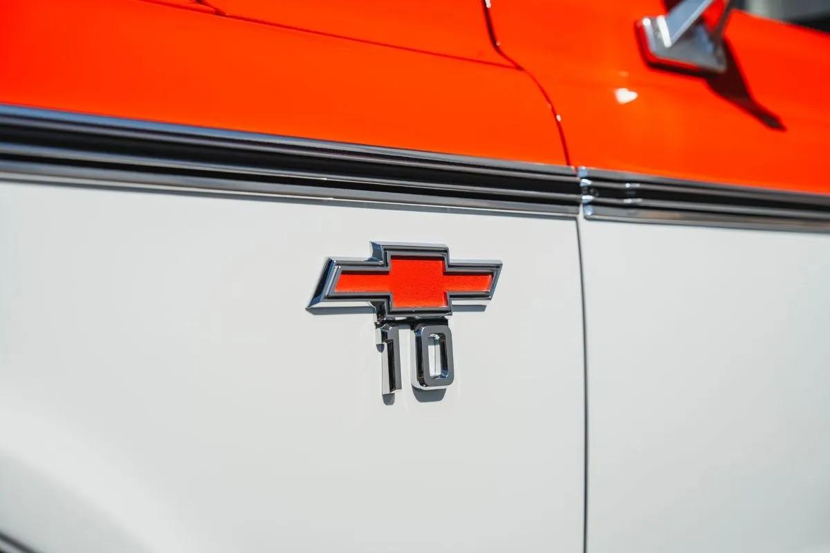 Velocity-Built 1971 Chevrolet K10