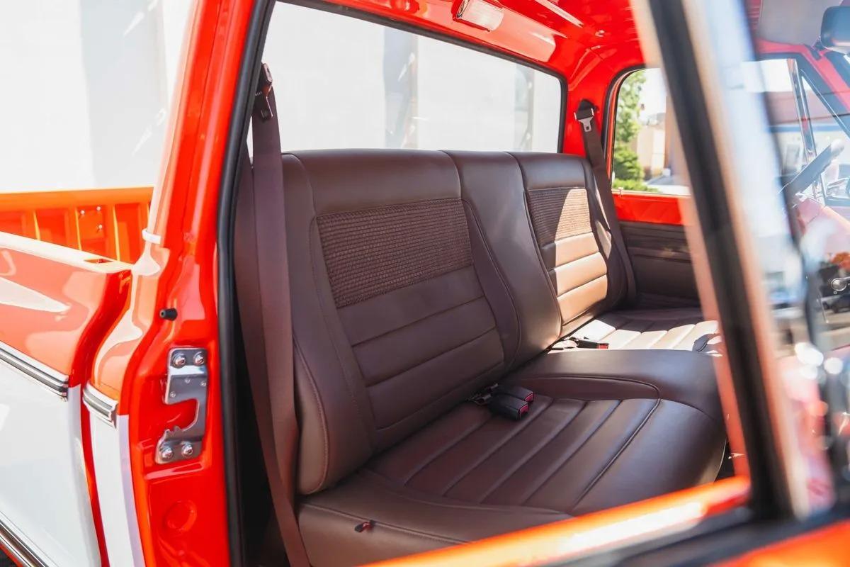Velocity-Built 1971 Chevrolet K10
