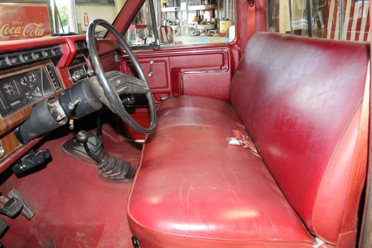 1984 Ford F-250 XL