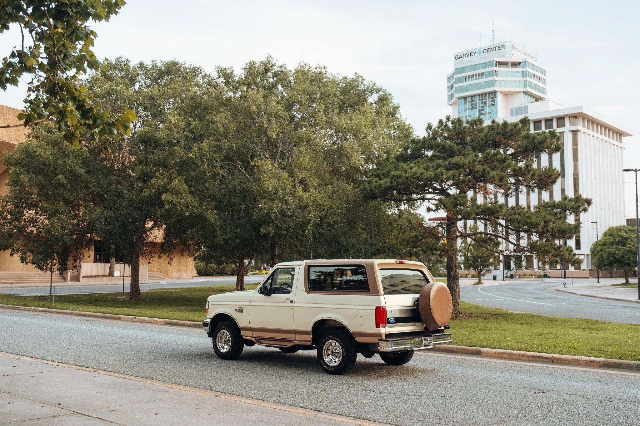 1995 Ford Bronco Eddie Bauer