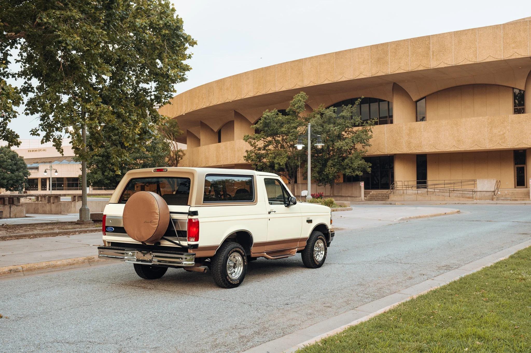 1995 Ford Bronco Eddie Bauer