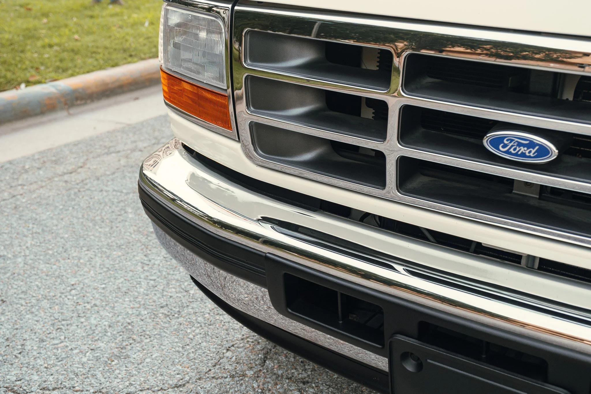 1995 Ford Bronco Eddie Bauer
