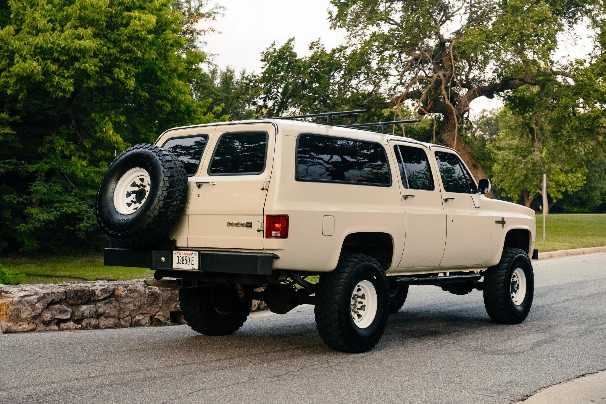 1988 Chevy Suburban V20