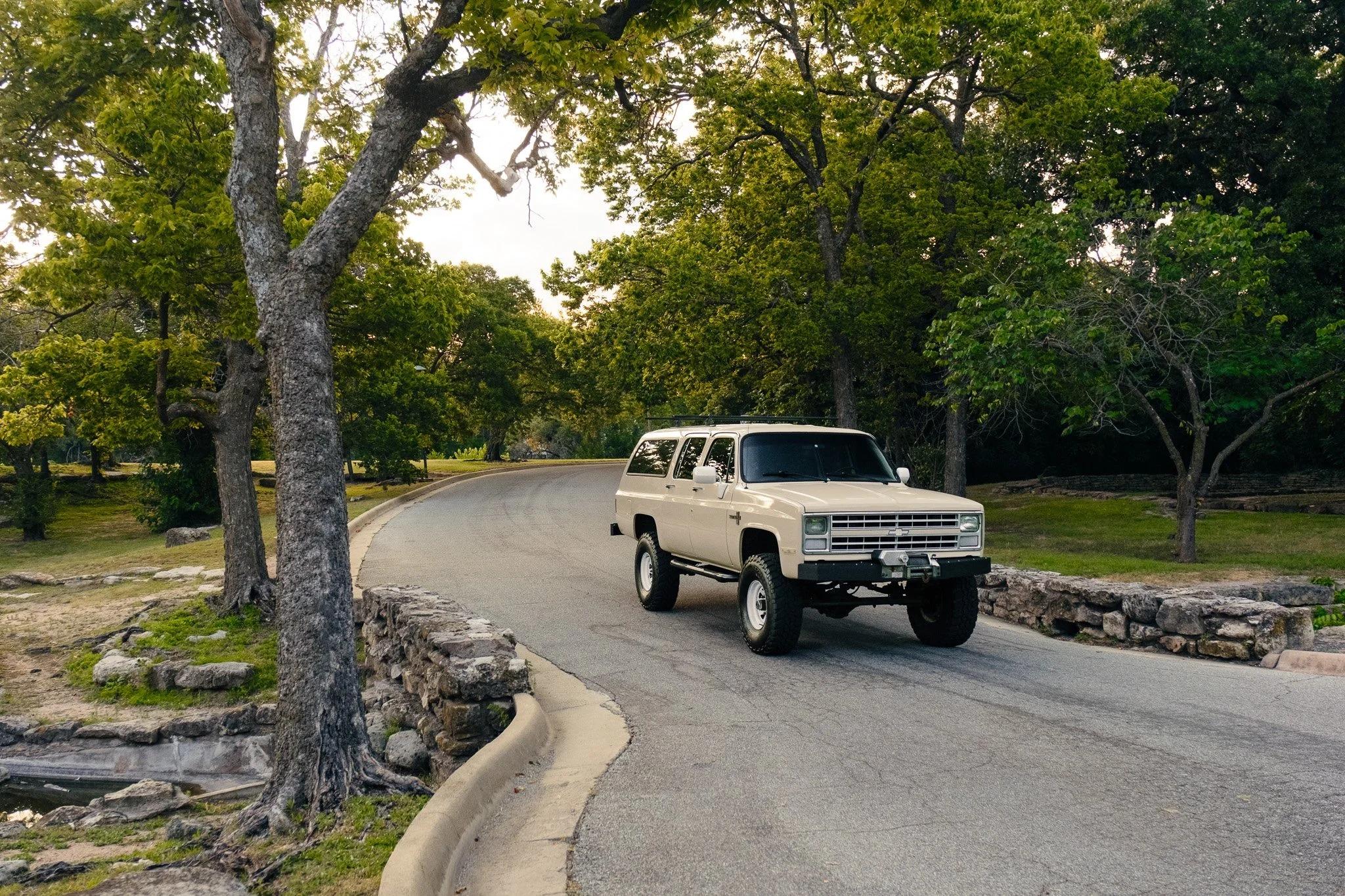 1988 Chevy Suburban V20