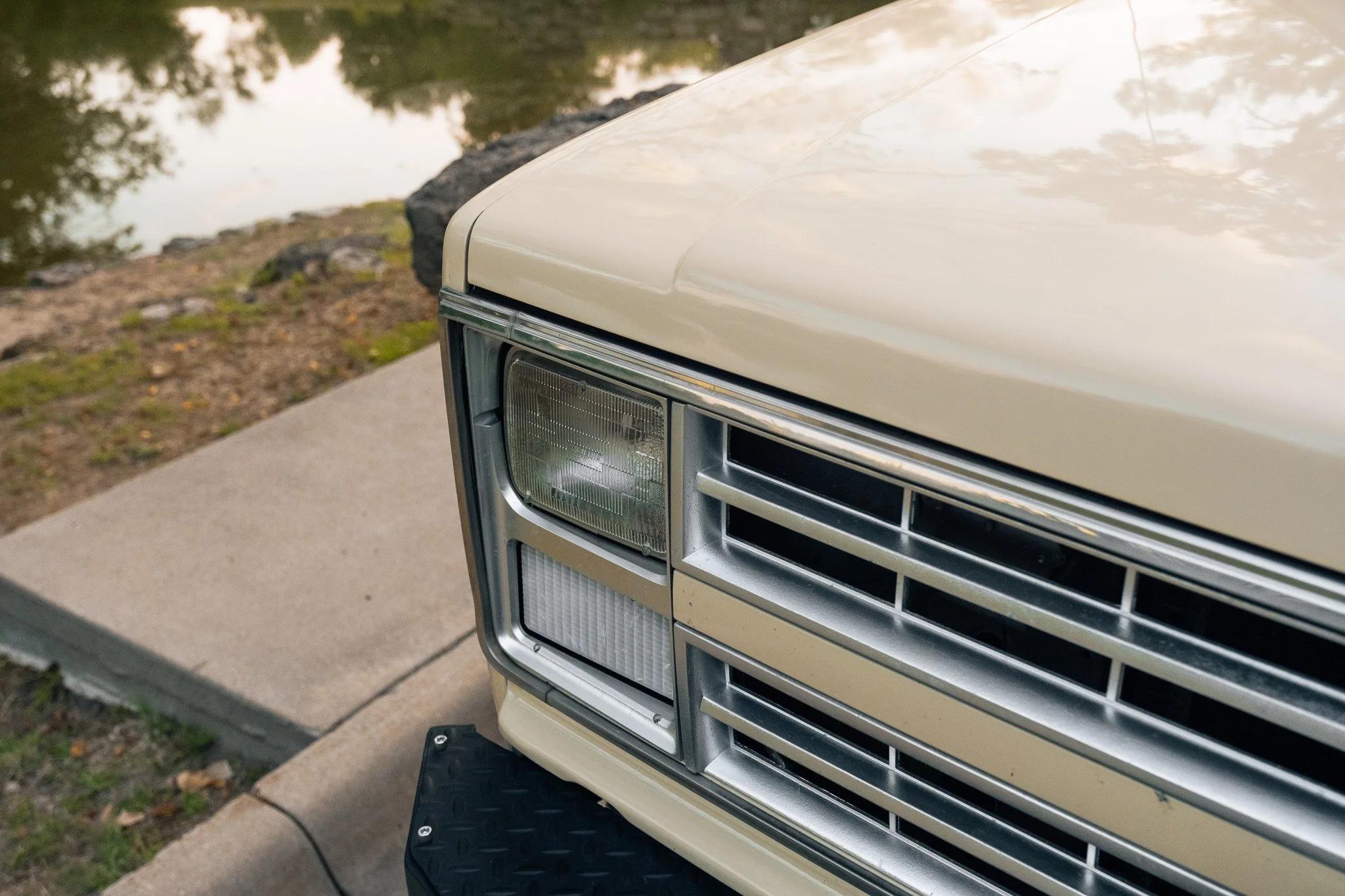 1988 Chevy Suburban V20