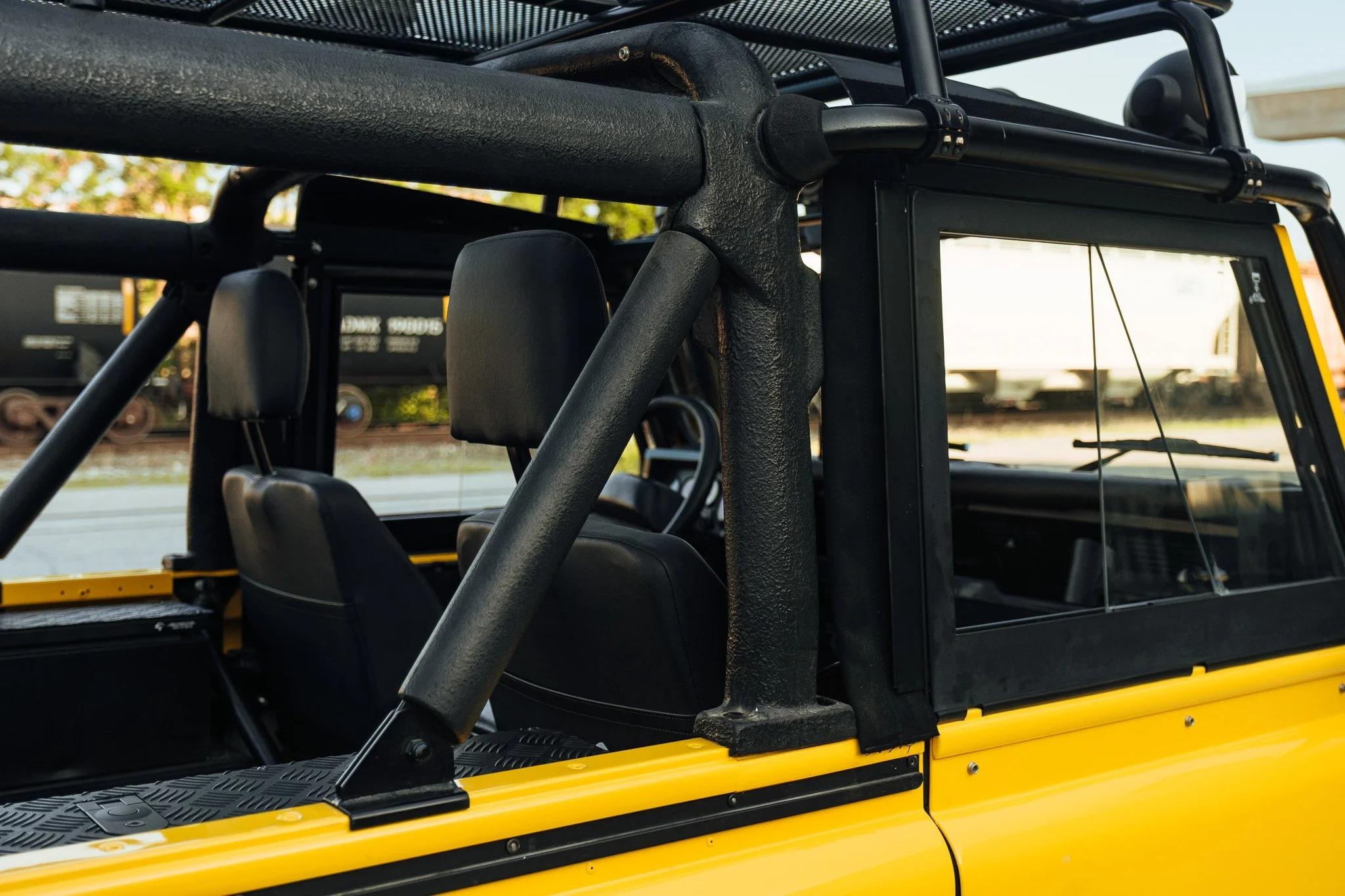 1994 Land Rover Defender 90 NAS