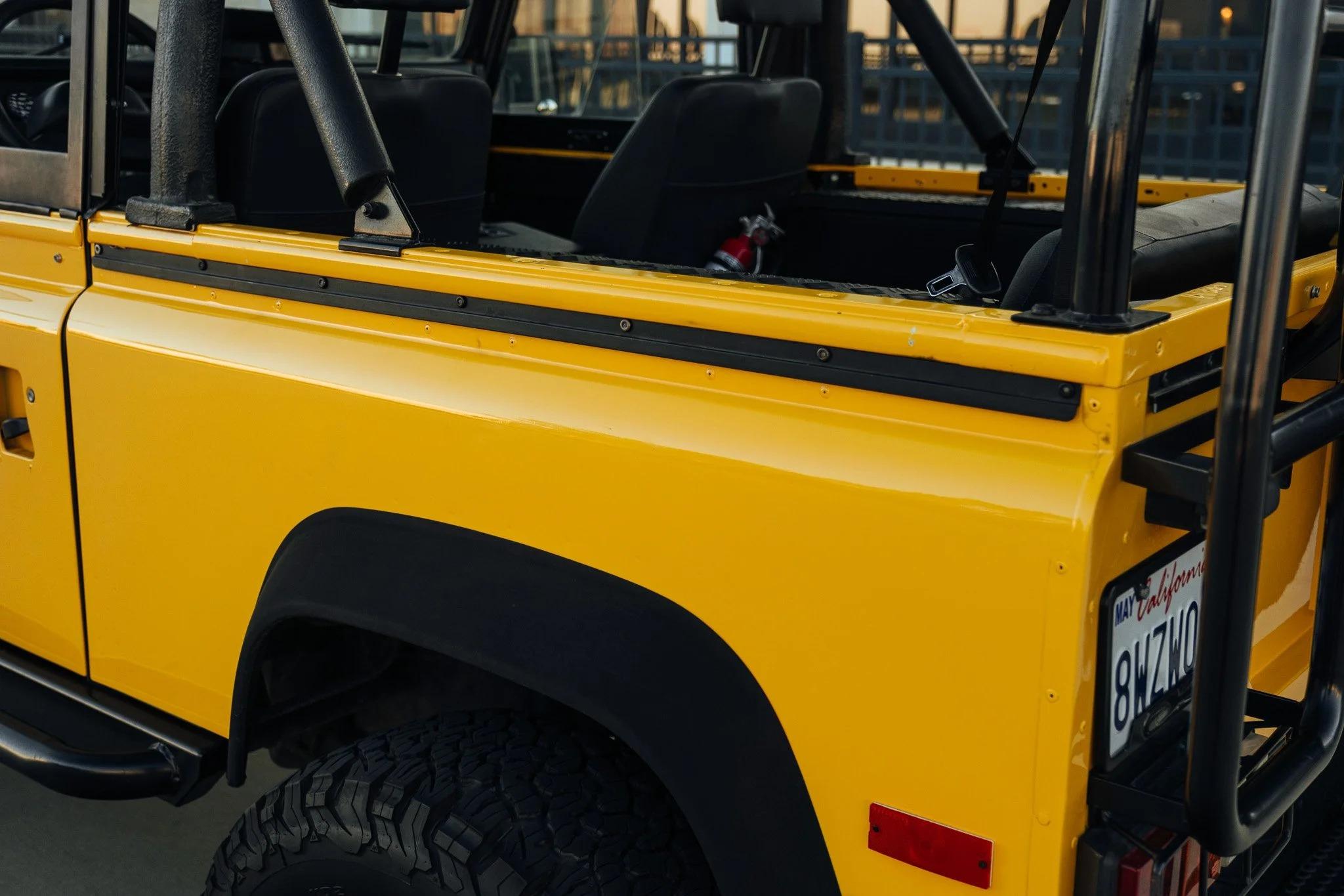 1994 Land Rover Defender 90 NAS