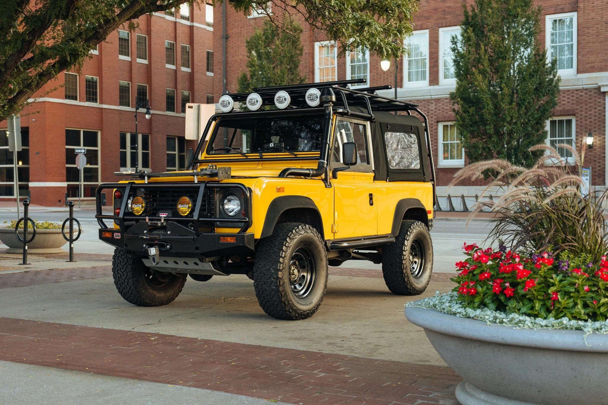 1994 Land Rover Defender 90 NAS