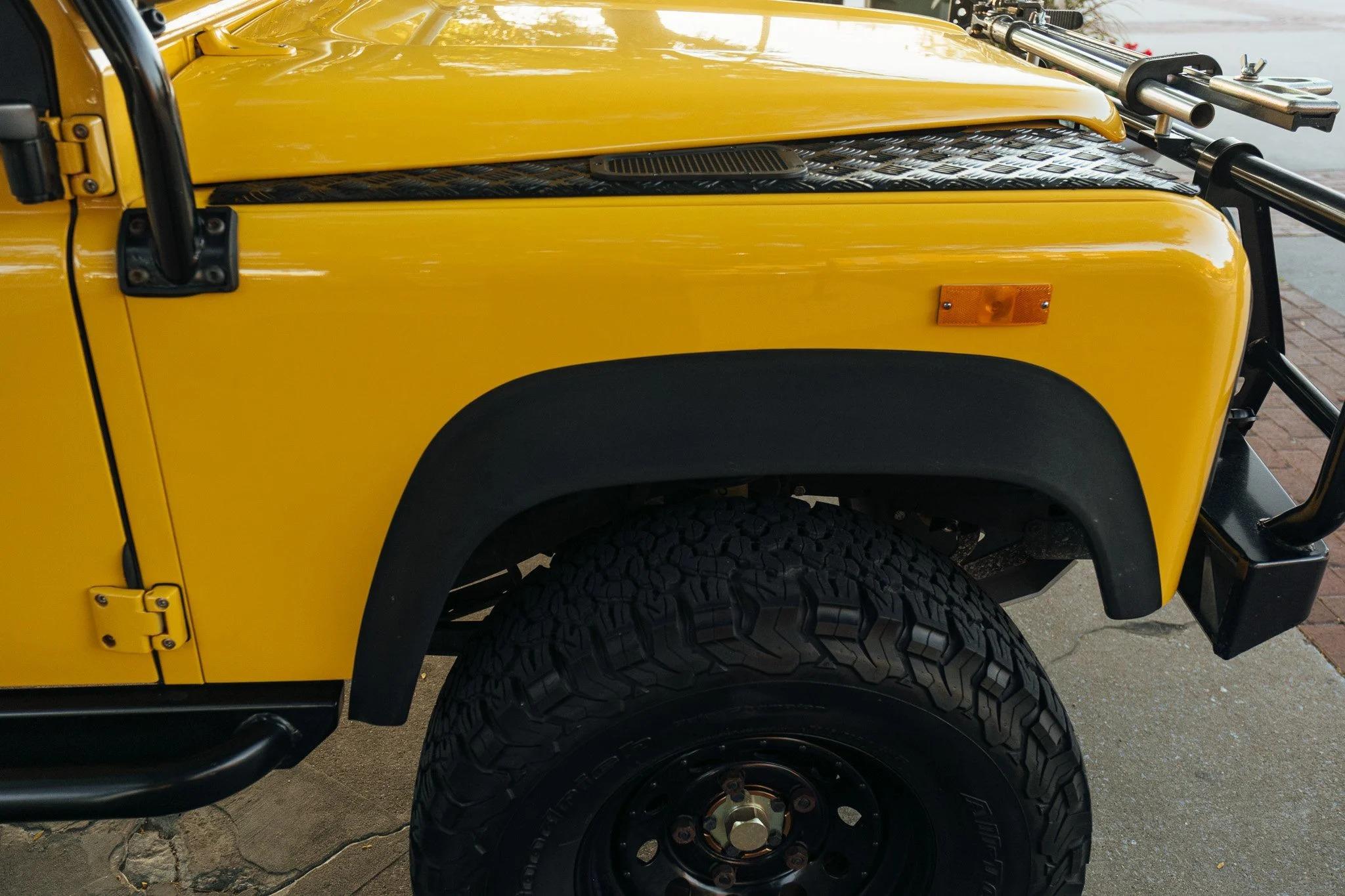 1994 Land Rover Defender 90 NAS