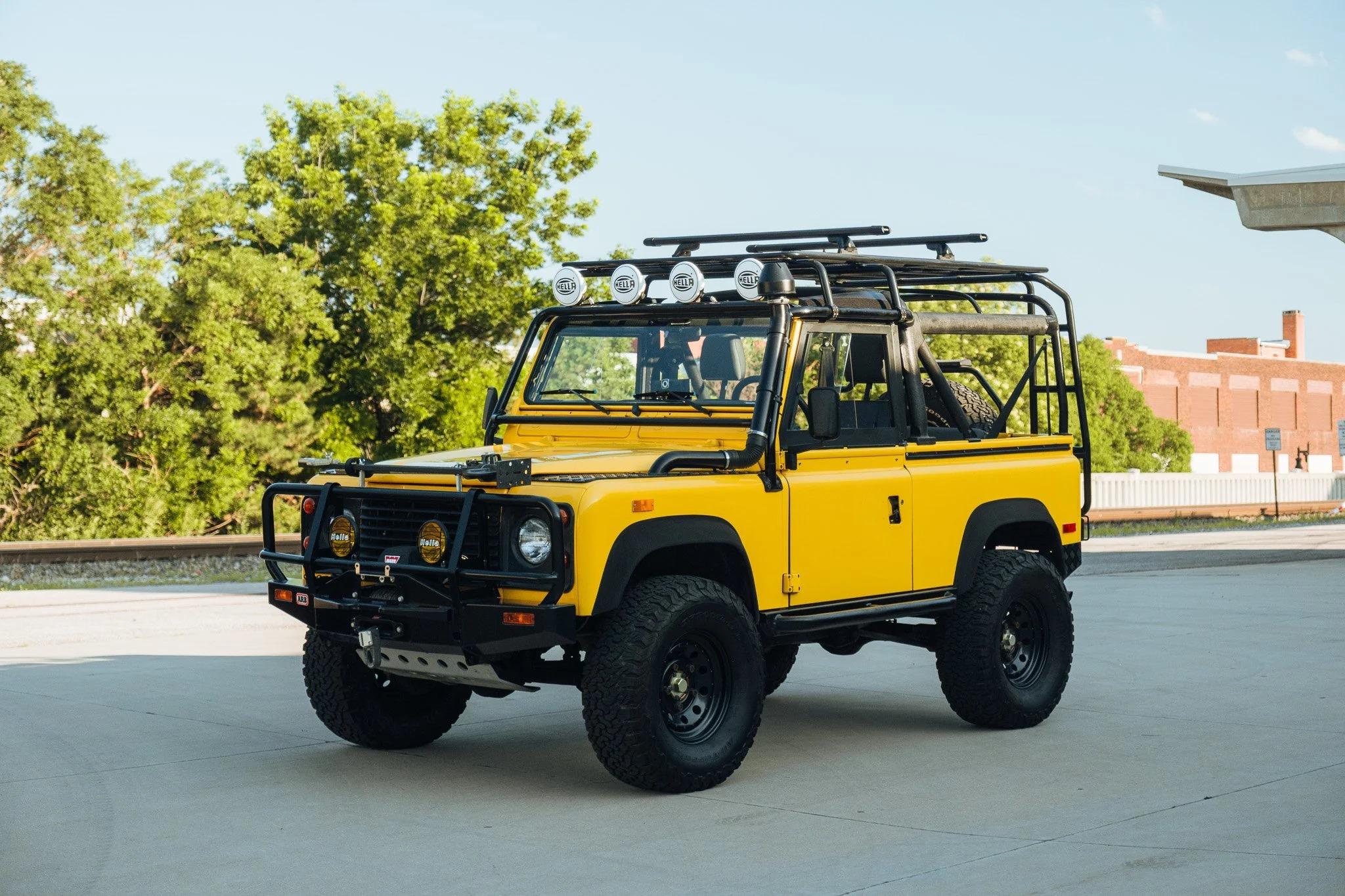 1994 Land Rover Defender 90 NAS