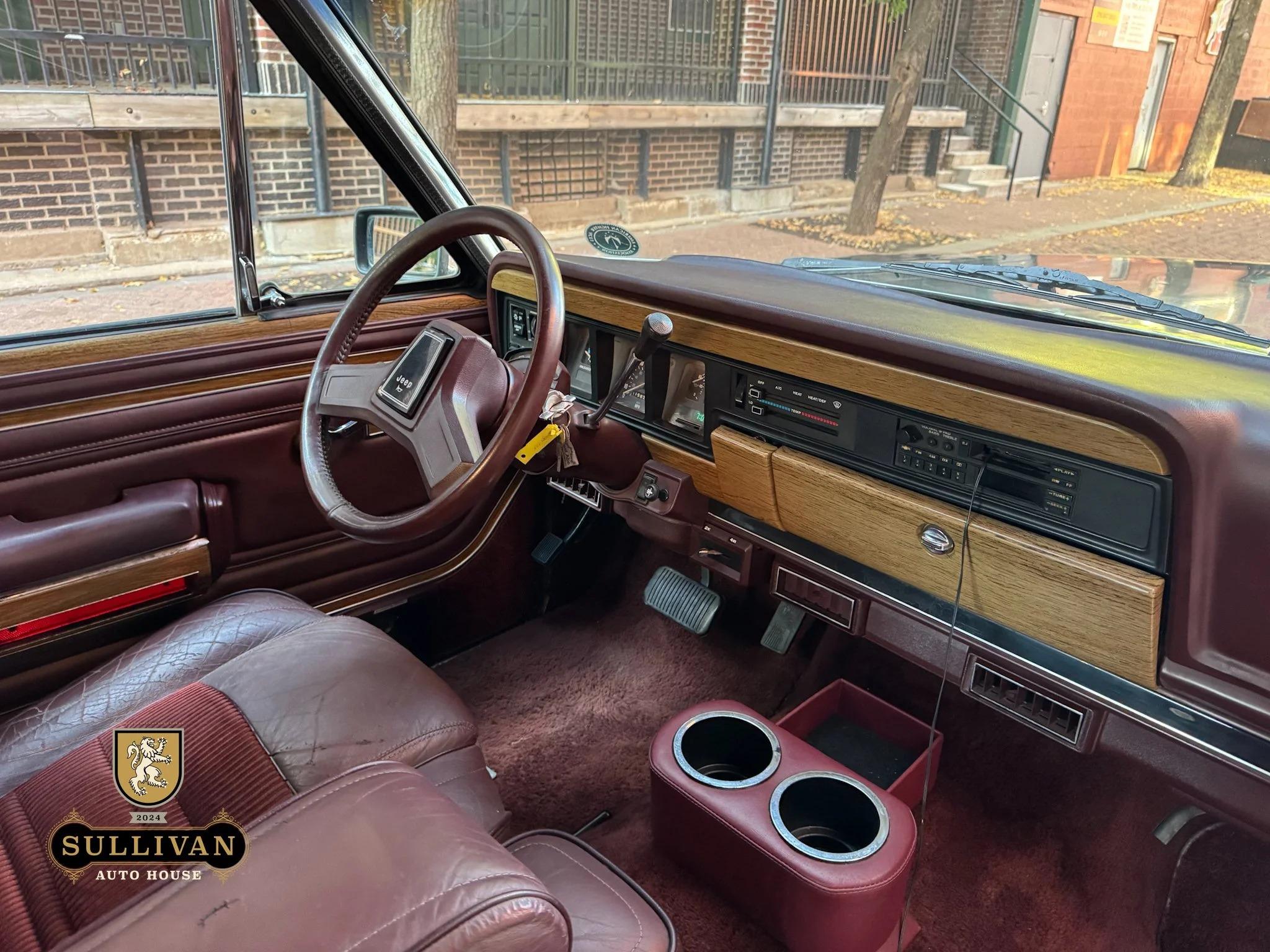 1989 Jeep Grand Wagoneer
