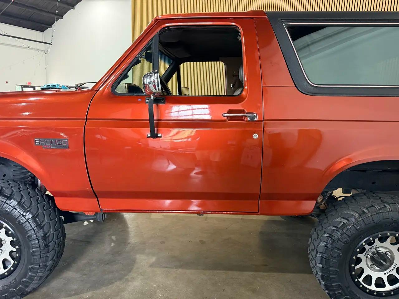 1989 Ford Bronco XLT