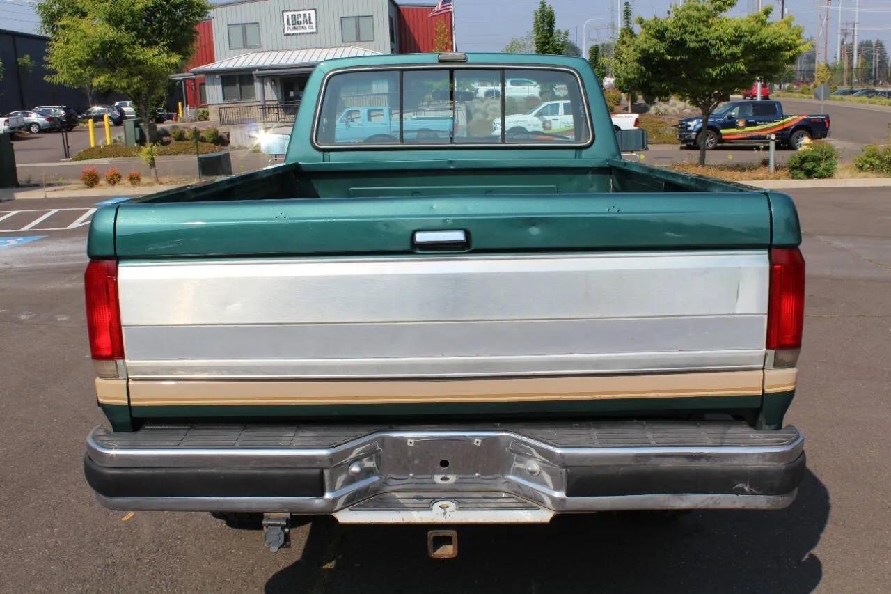 1989 Ford F-250 XLT Lariat