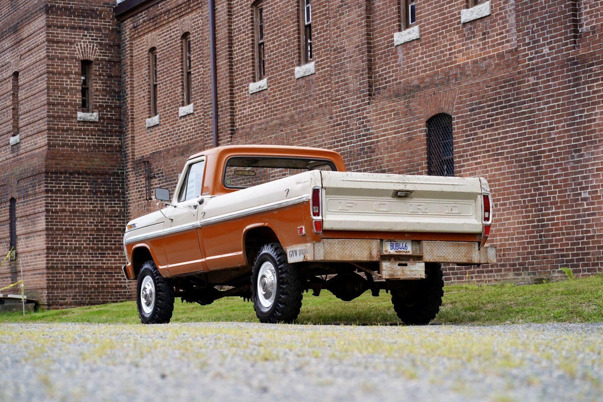 1969 Ford F-250 Custom 4×4 Highboy - 3