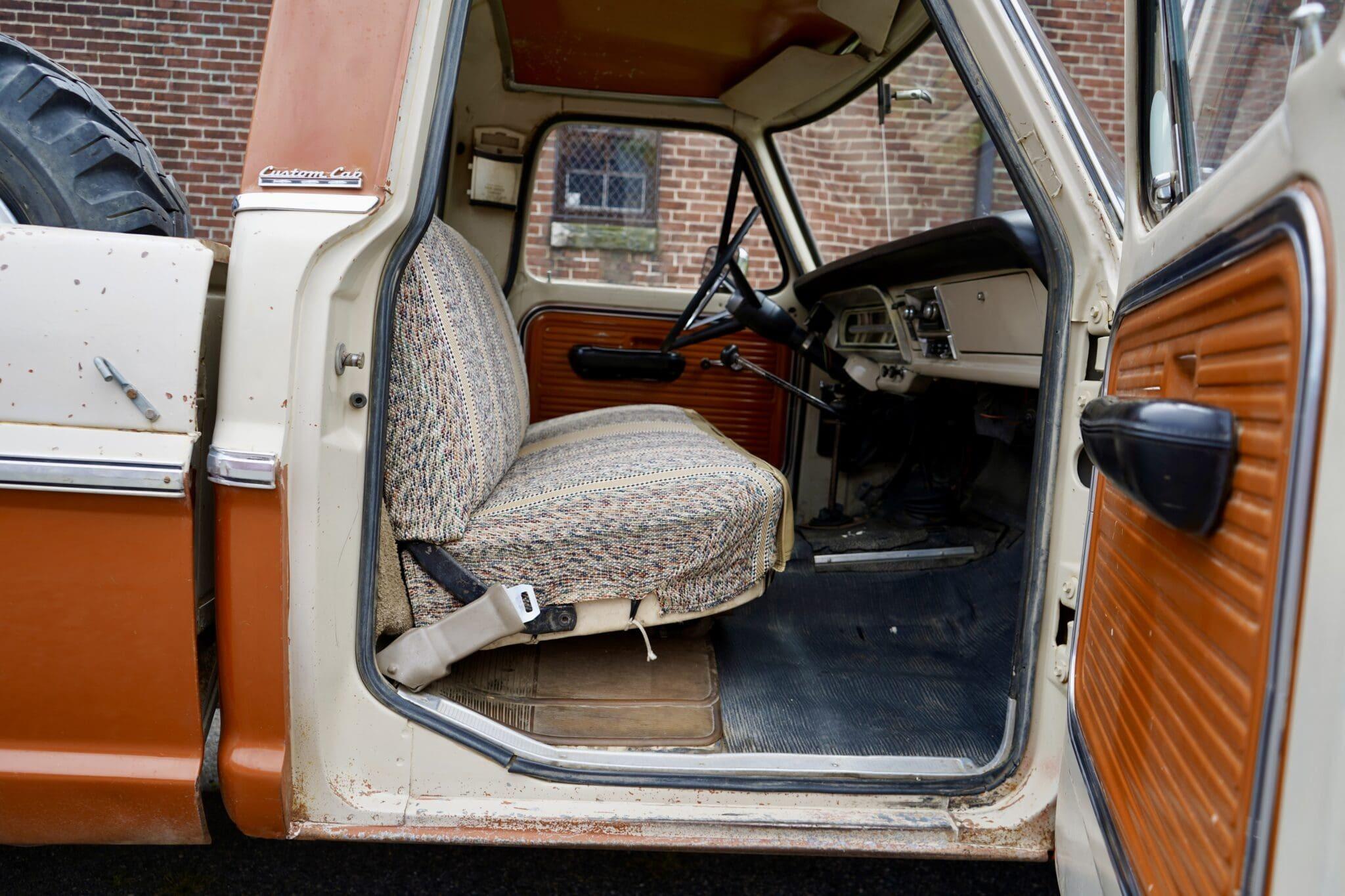 1969 Ford F-250 Custom 4×4 Highboy
