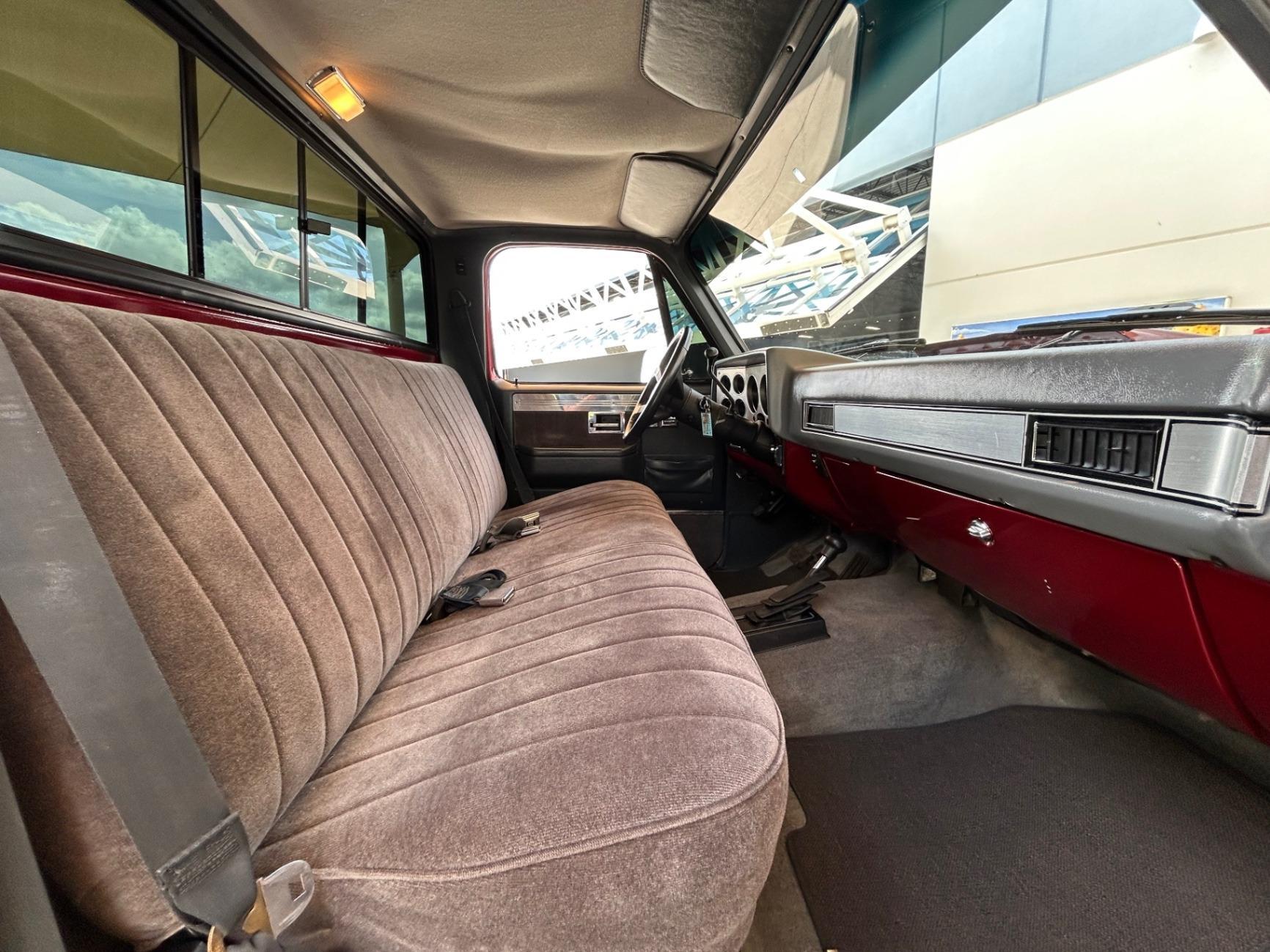 1987 Chevrolet V-10