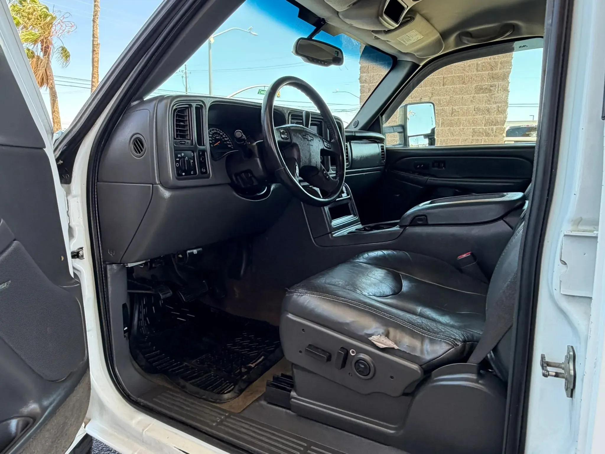 2004 Chevrolet Silverado 2500HD LT