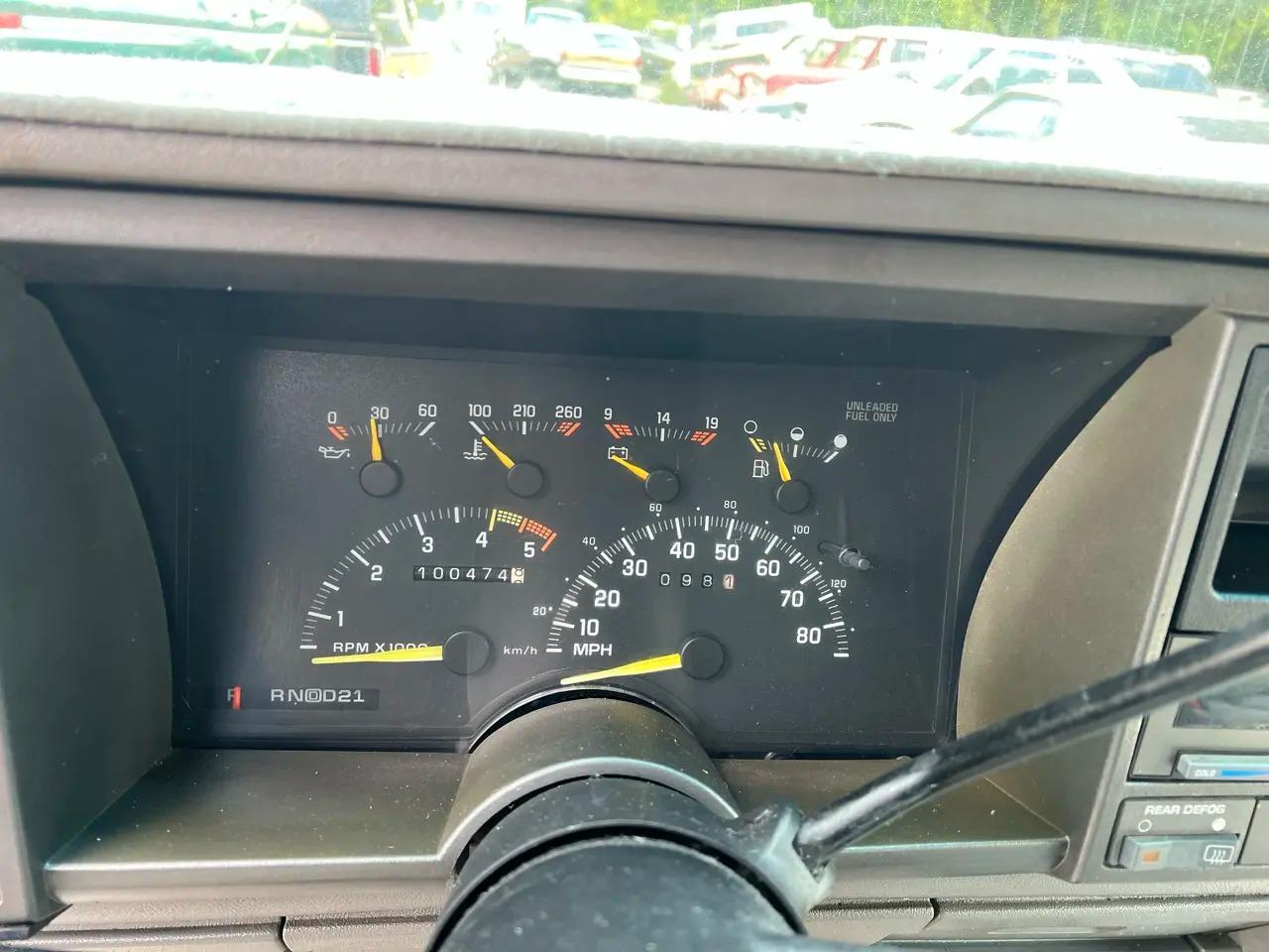 1993 GMC Suburban 2500 4WD