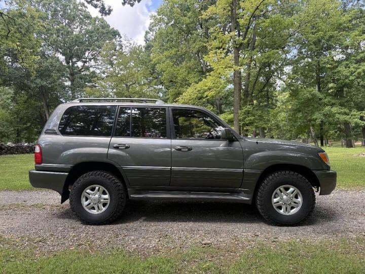 2002 Lexus LX 470 - 3