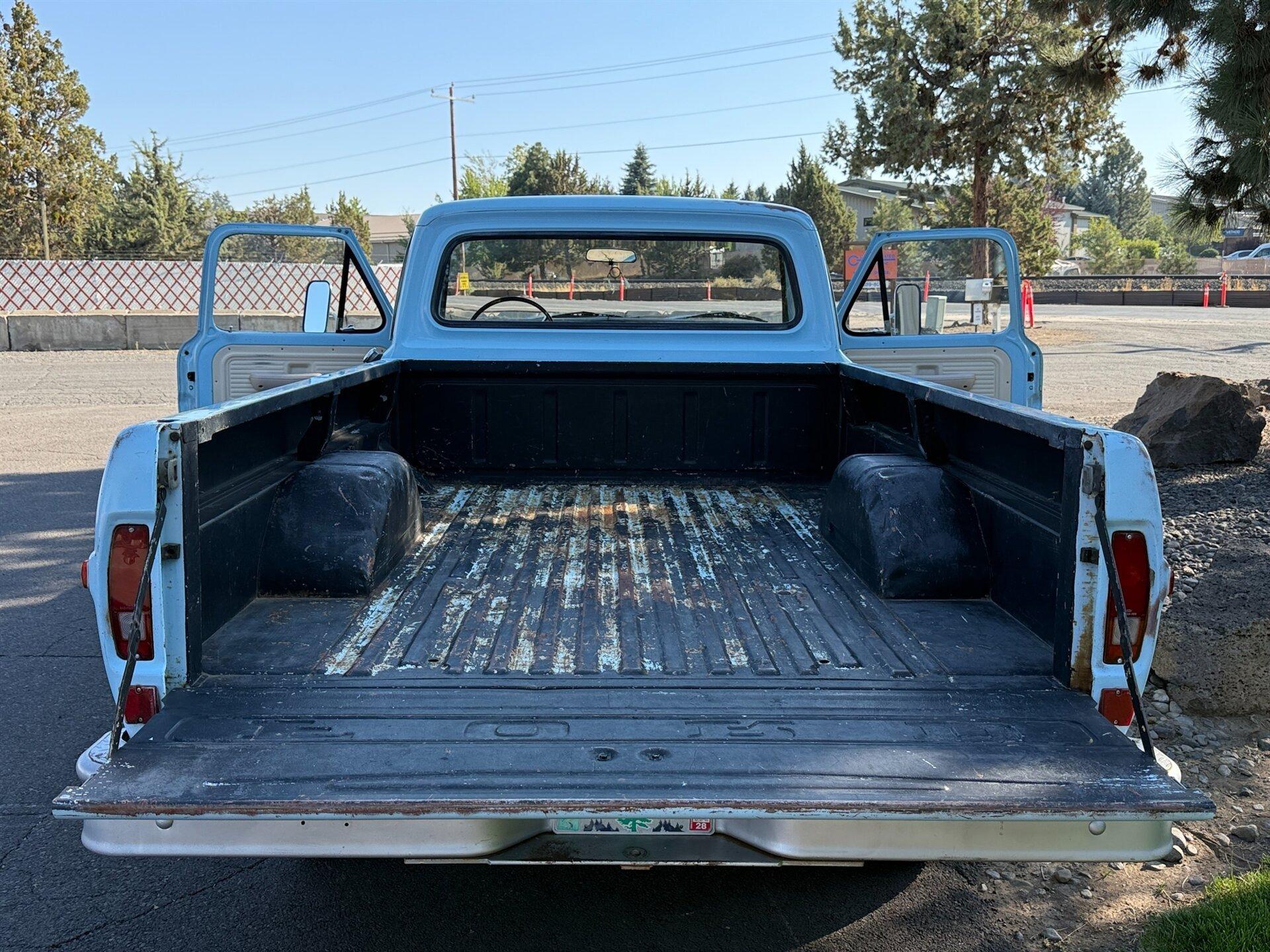1972 Ford F-250 Camper Special