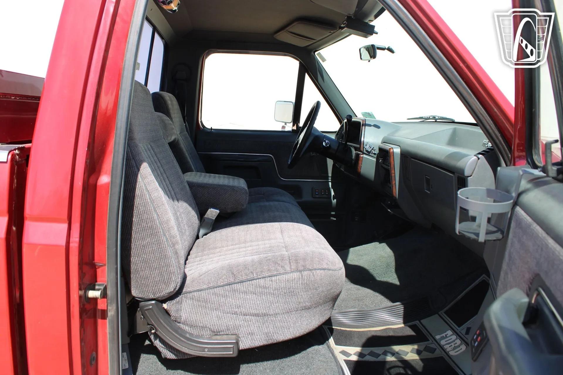 1991 Ford F-250 XLT Lariat