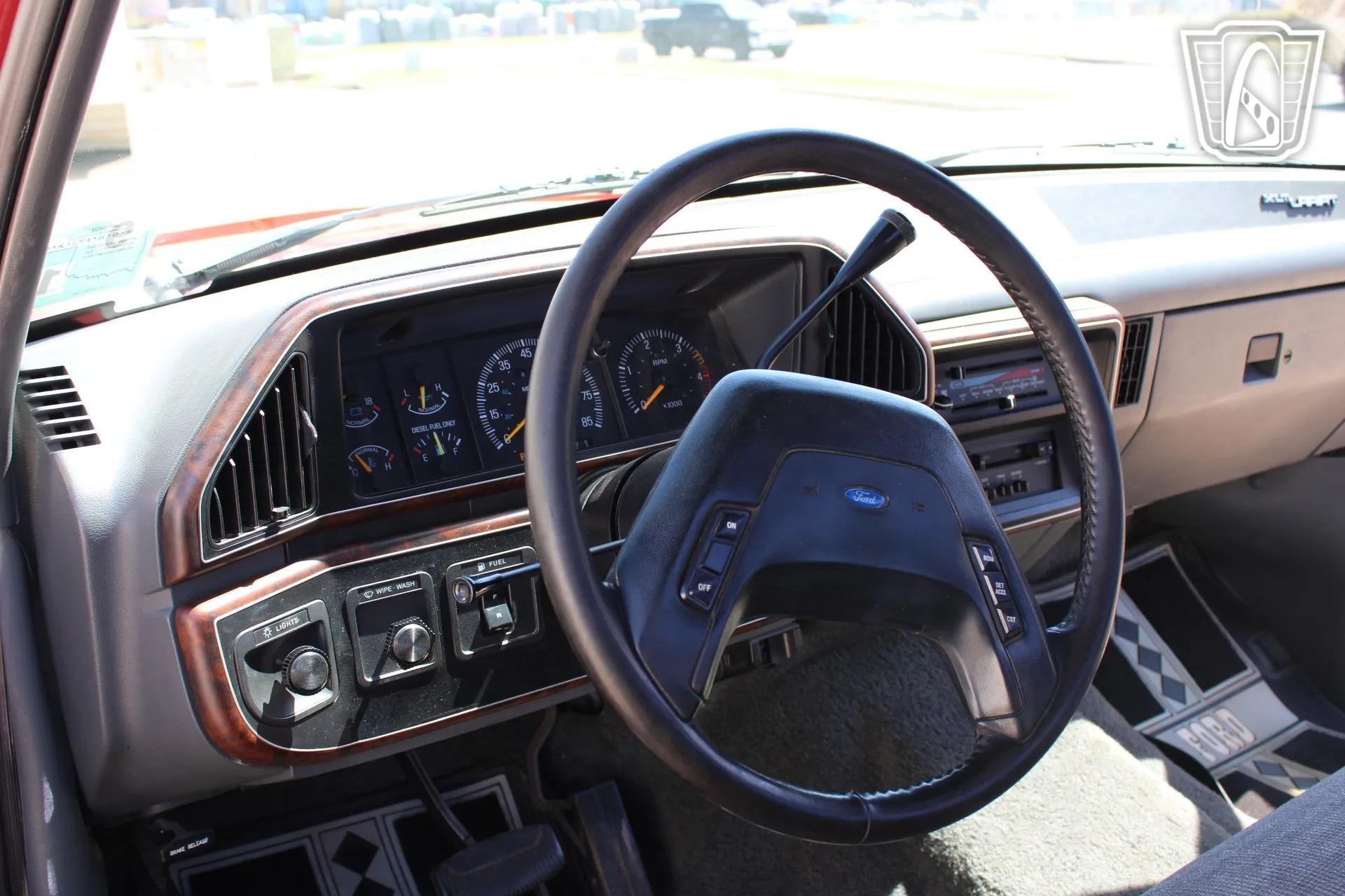1991 Ford F-250 XLT Lariat