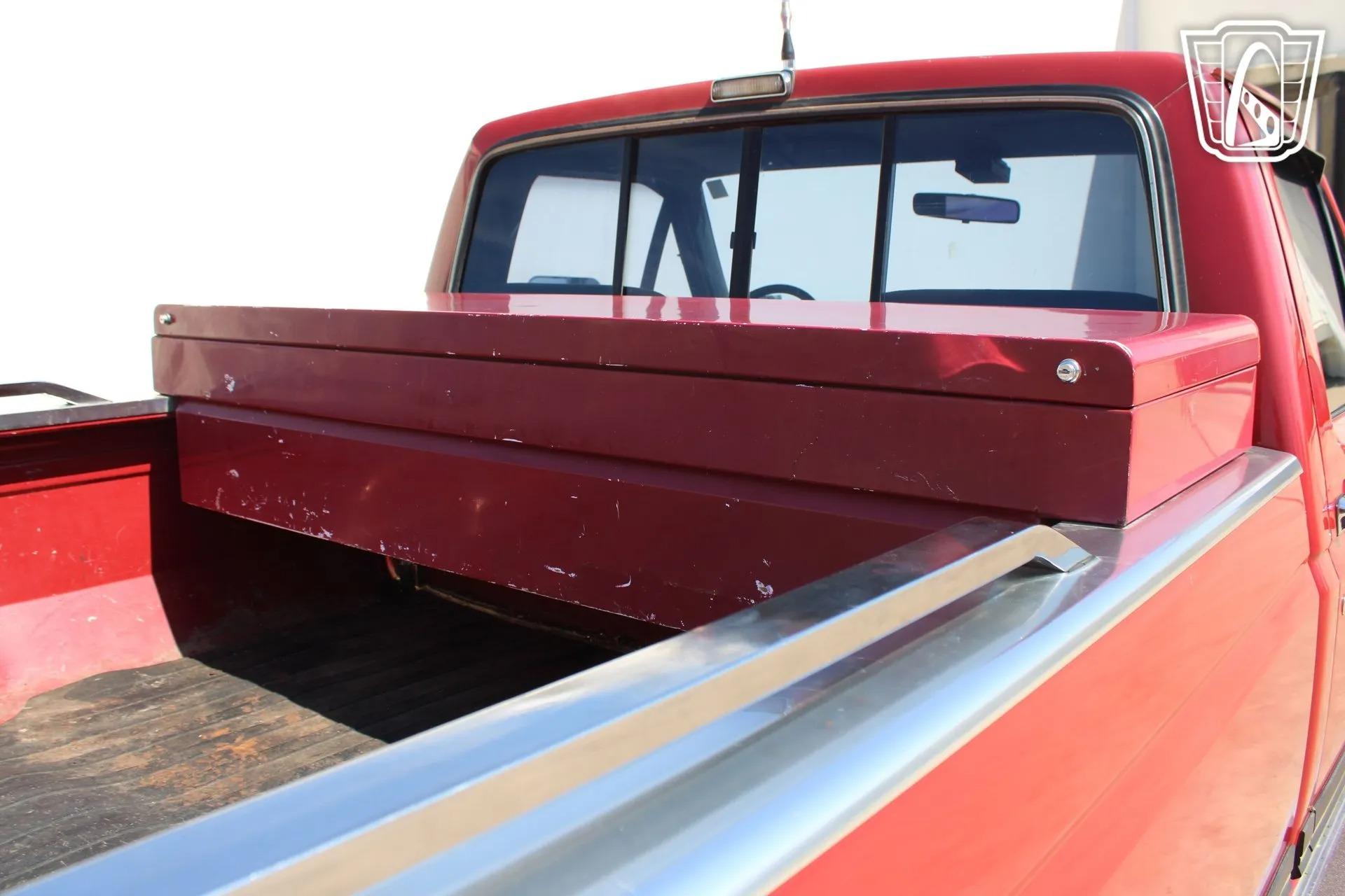 1991 Ford F-250 XLT Lariat