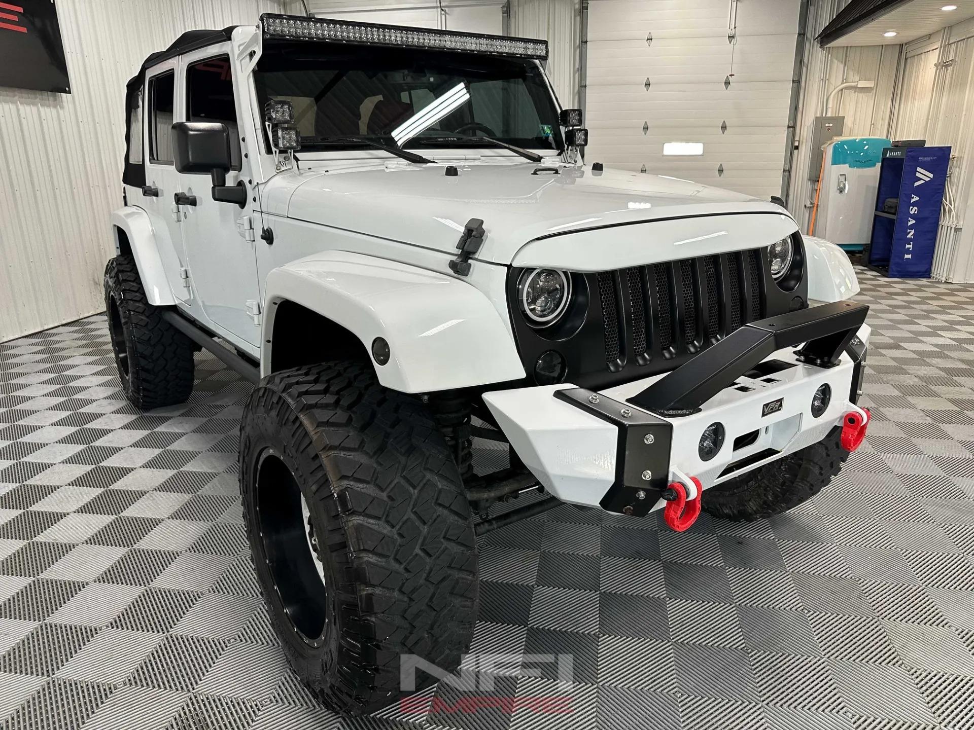 2016 Jeep Wrangler Unlimited Sahara