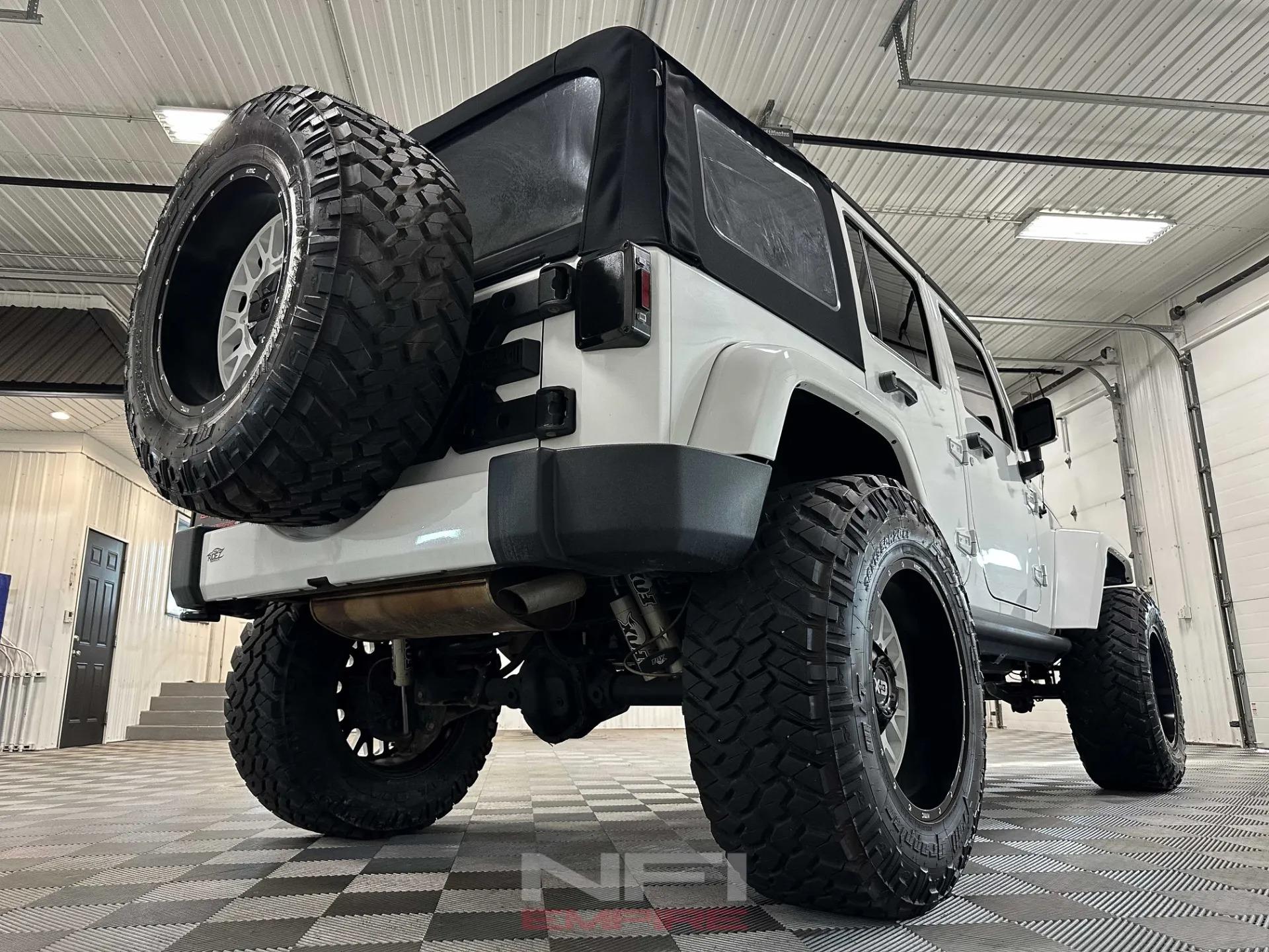 2016 Jeep Wrangler Unlimited Sahara