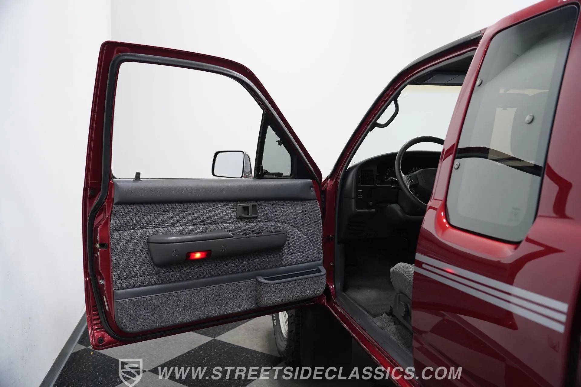 1993 Toyota Pickup XCAB SR5 4x4