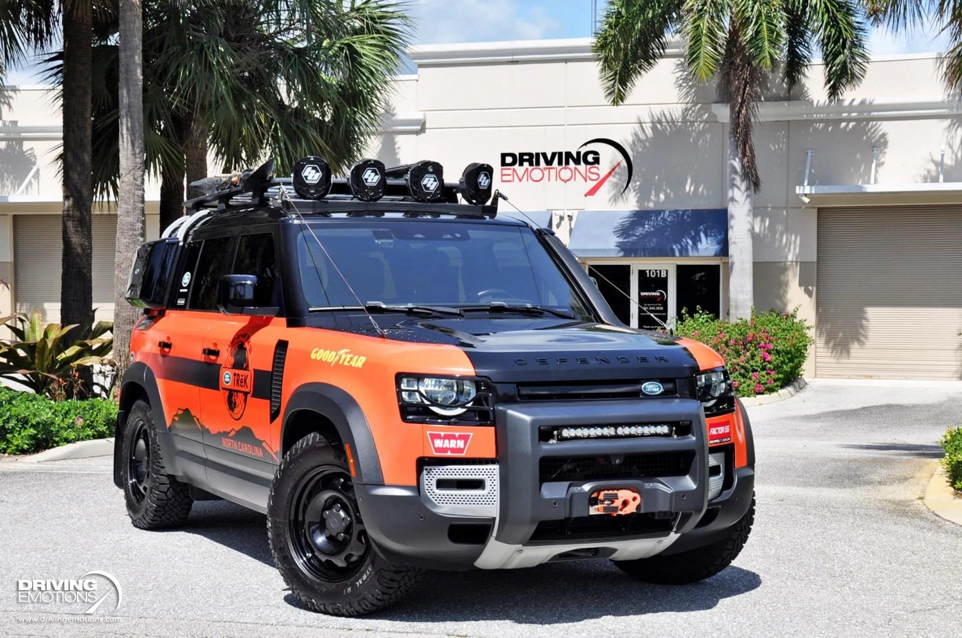 2022 Land Rover Defender 110 S TReK
