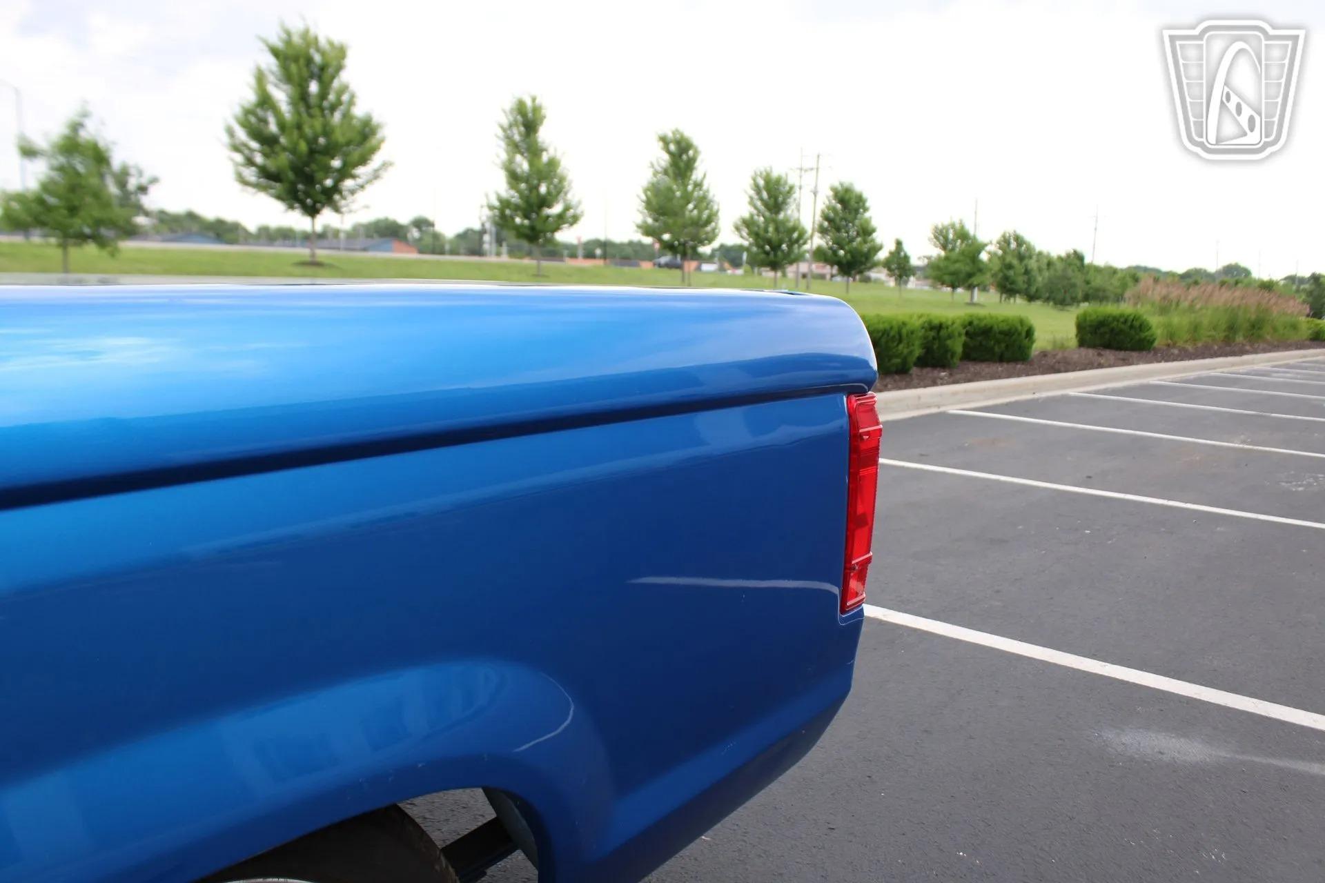 1989 Ford Ranger XLT - 4