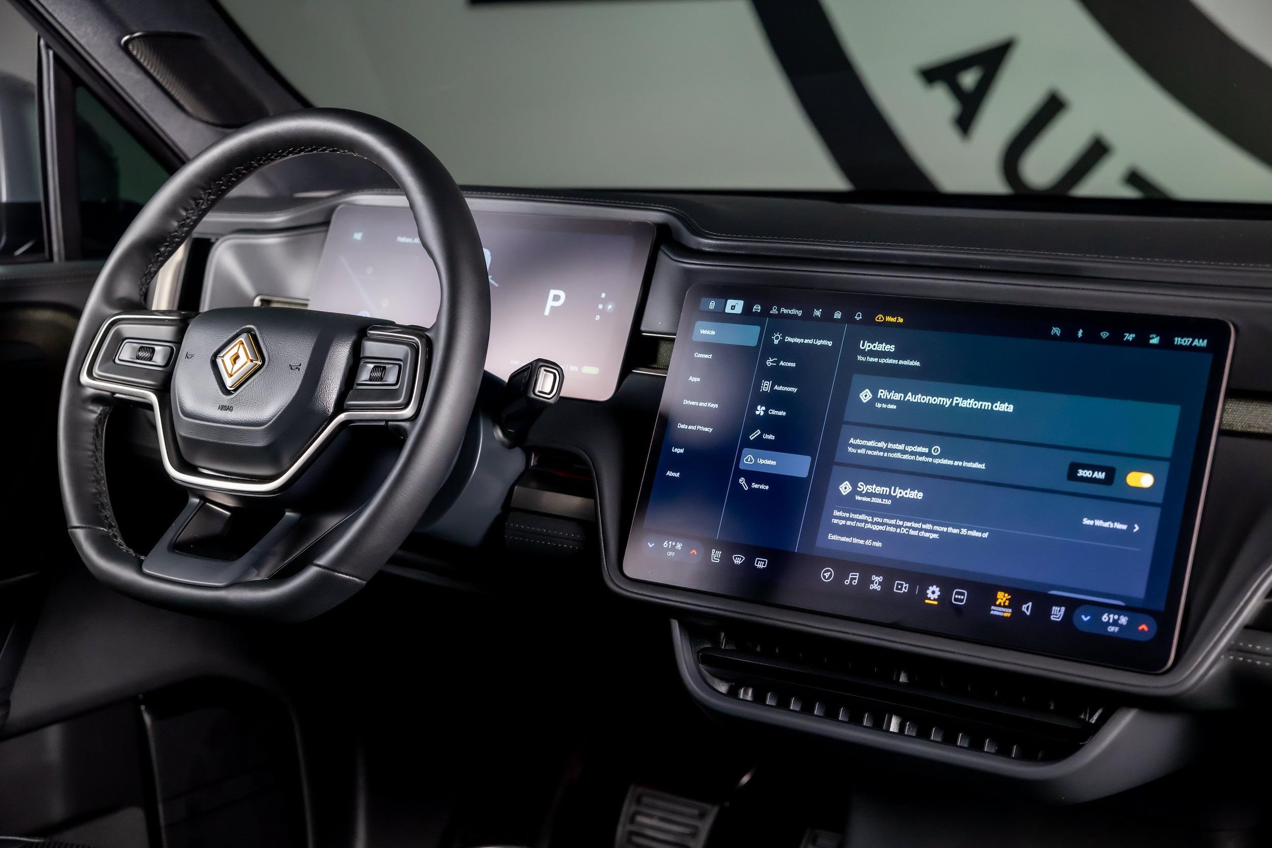 2025 Rivian R1S Adventure