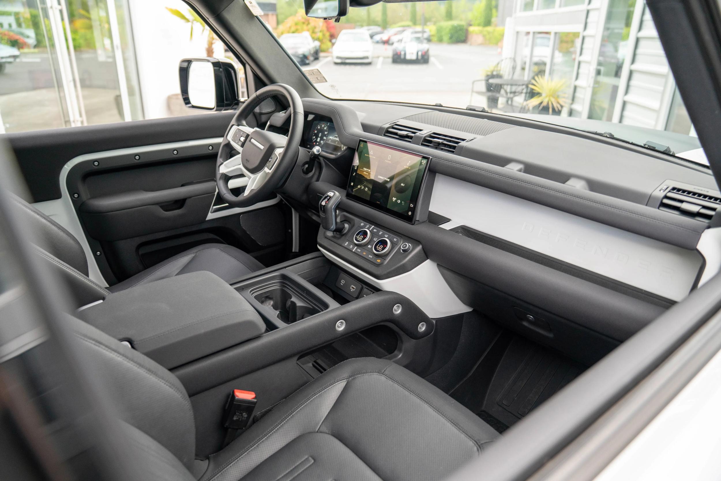2022 Land Rover Defender 90 X-Dynamic S