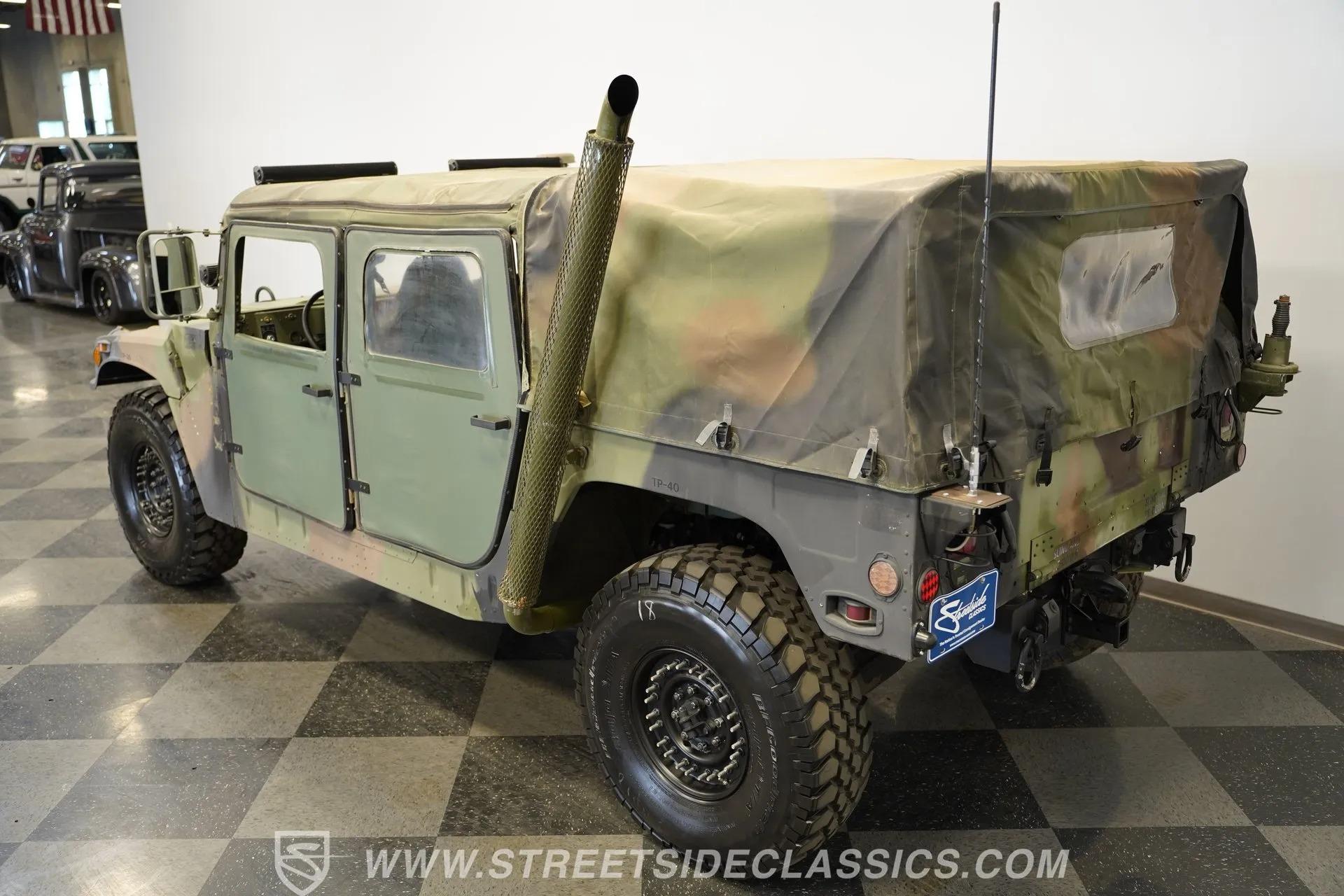 2002 AM General M1123