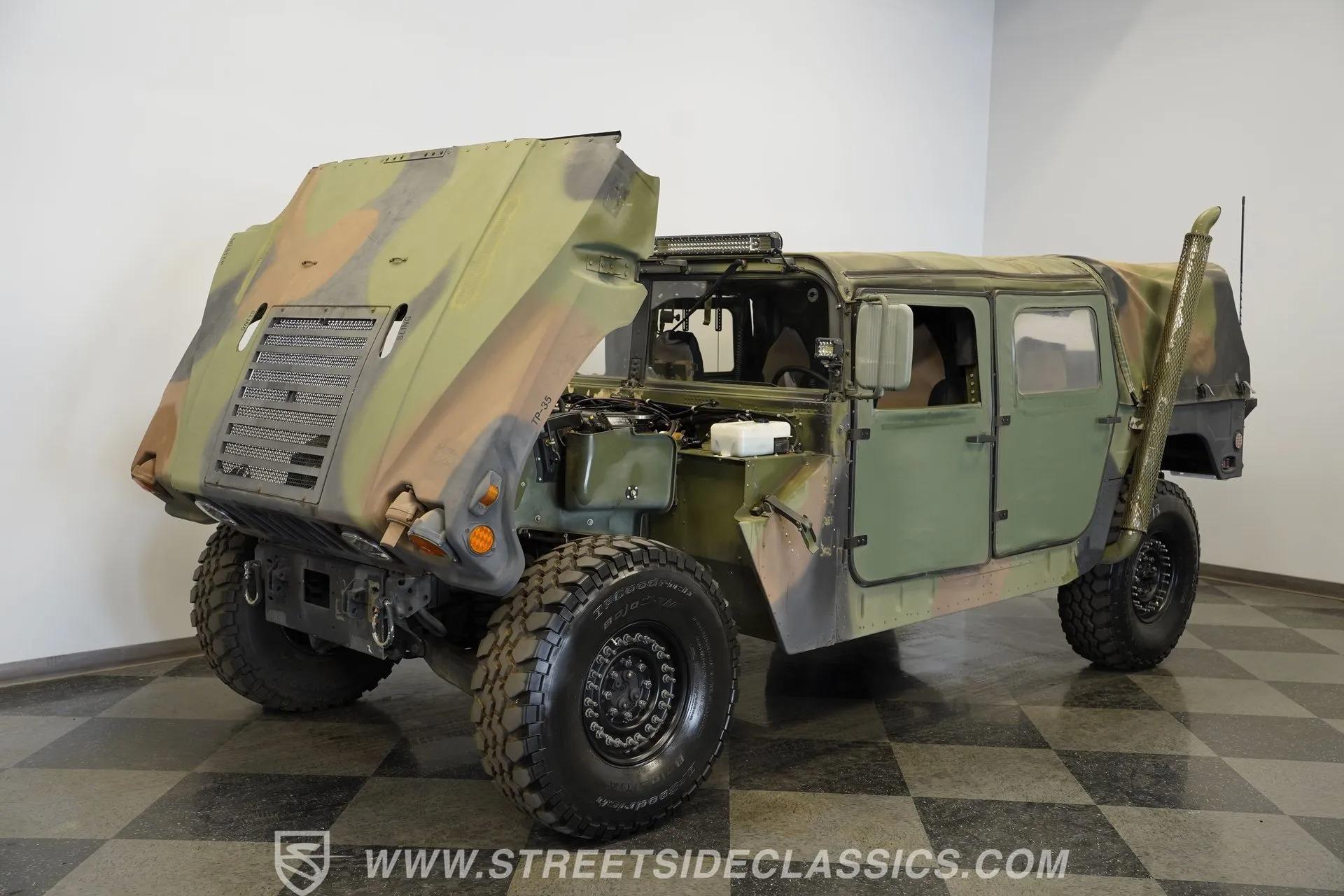 2002 AM General M1123