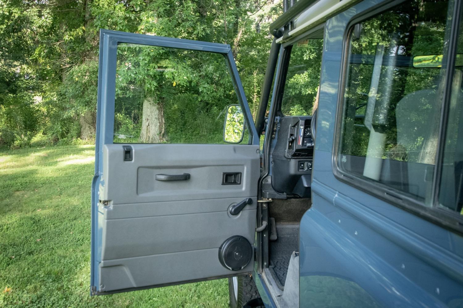 1997 Land Rover Defender NAS