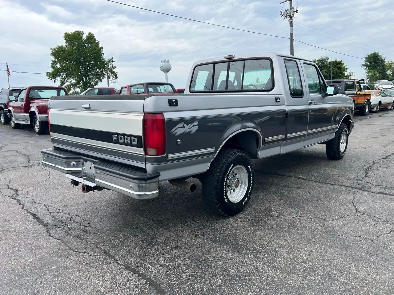 1993 Ford F-150 XLT SuperCab - 3